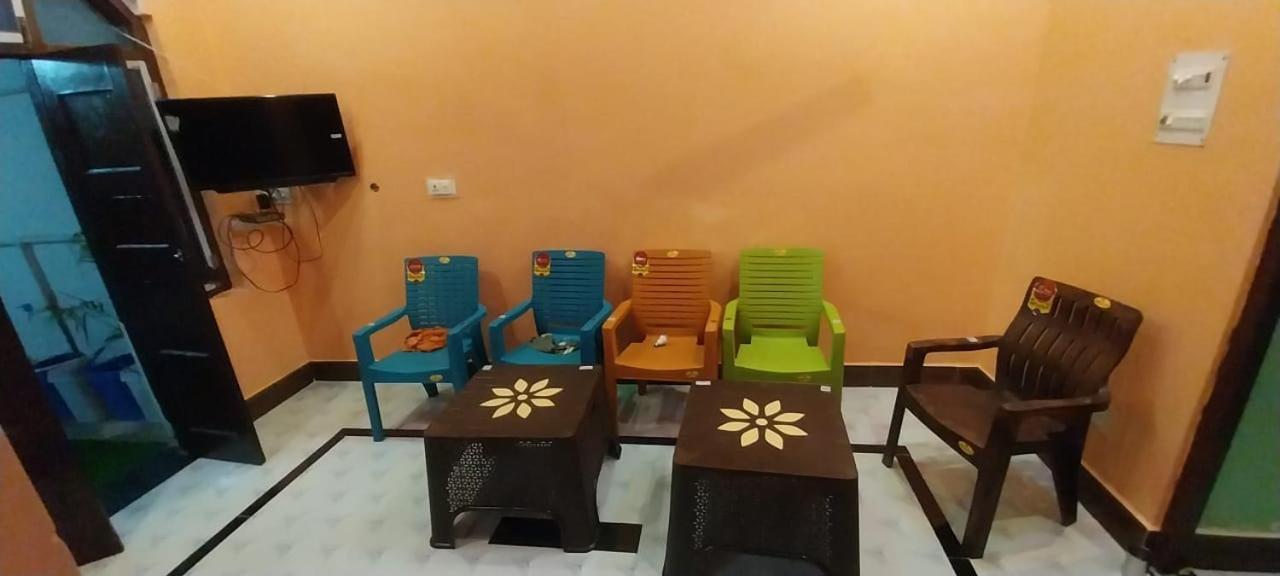 Hotel Aadi Shakti Bhawan Ayodhya Exterior foto